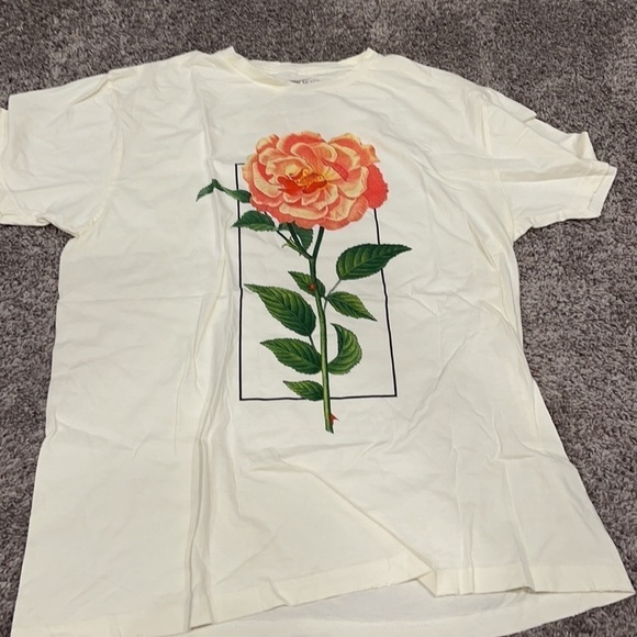 Shawn Mendes THE TOUR FLOWER T-SHIRT II - Picture 3 of 6